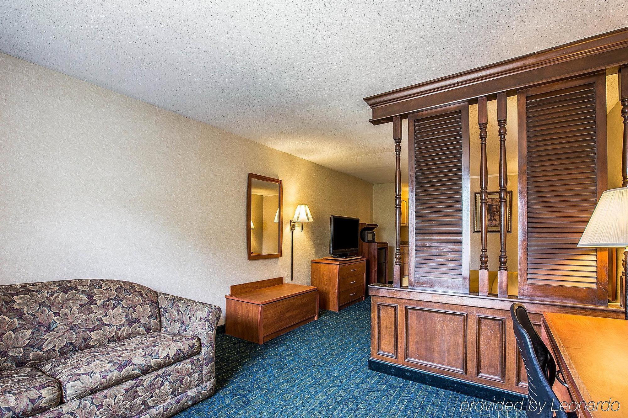 Greenville Inn & Suites מראה חיצוני תמונה