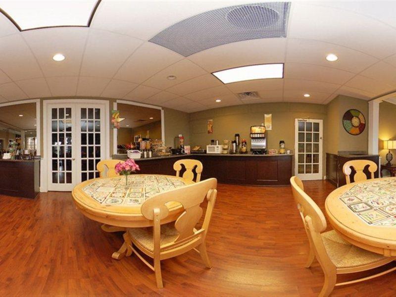Greenville Inn & Suites מראה חיצוני תמונה