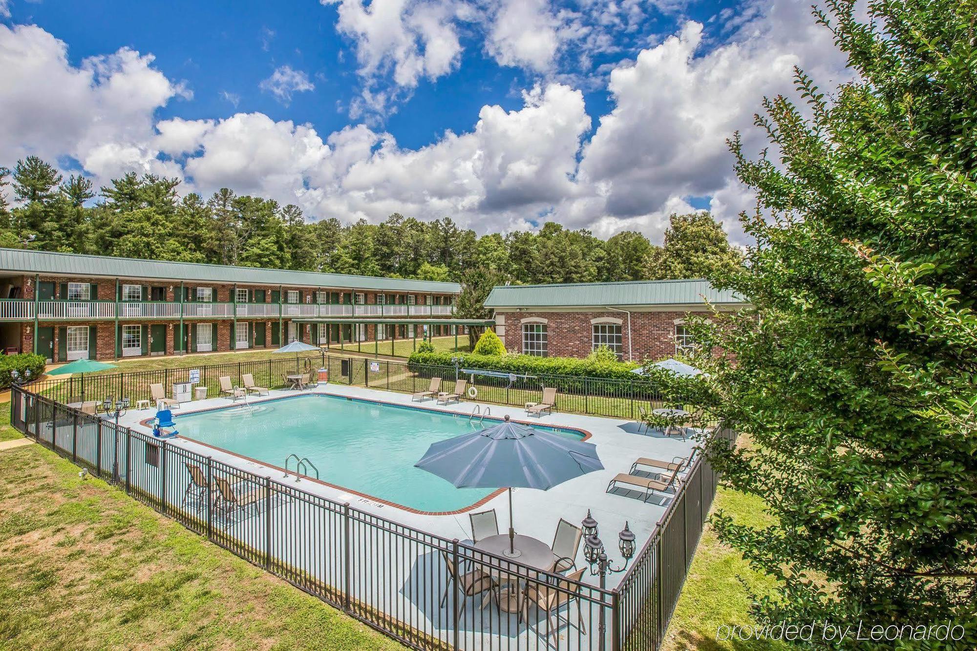 Greenville Inn & Suites מראה חיצוני תמונה