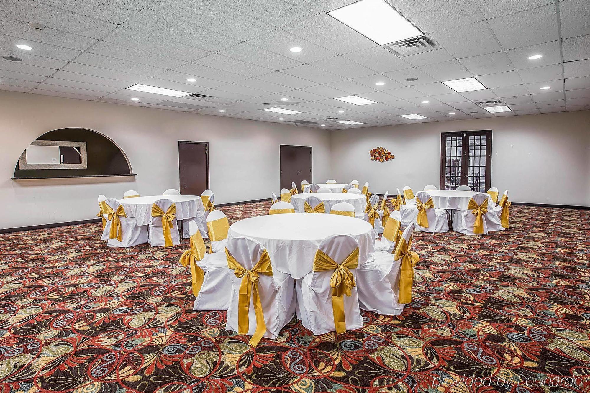 Greenville Inn & Suites מראה חיצוני תמונה