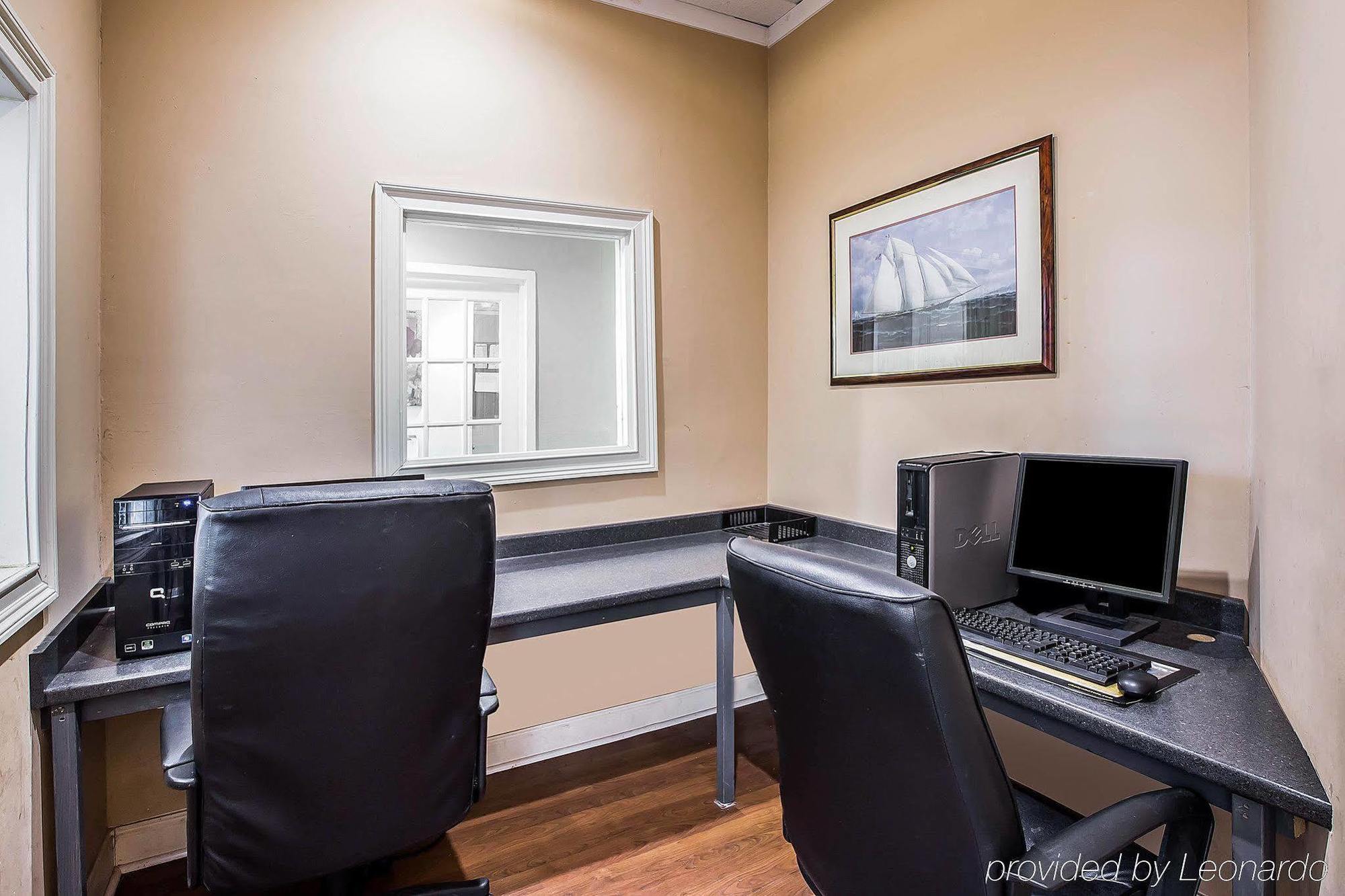 Greenville Inn & Suites מראה חיצוני תמונה